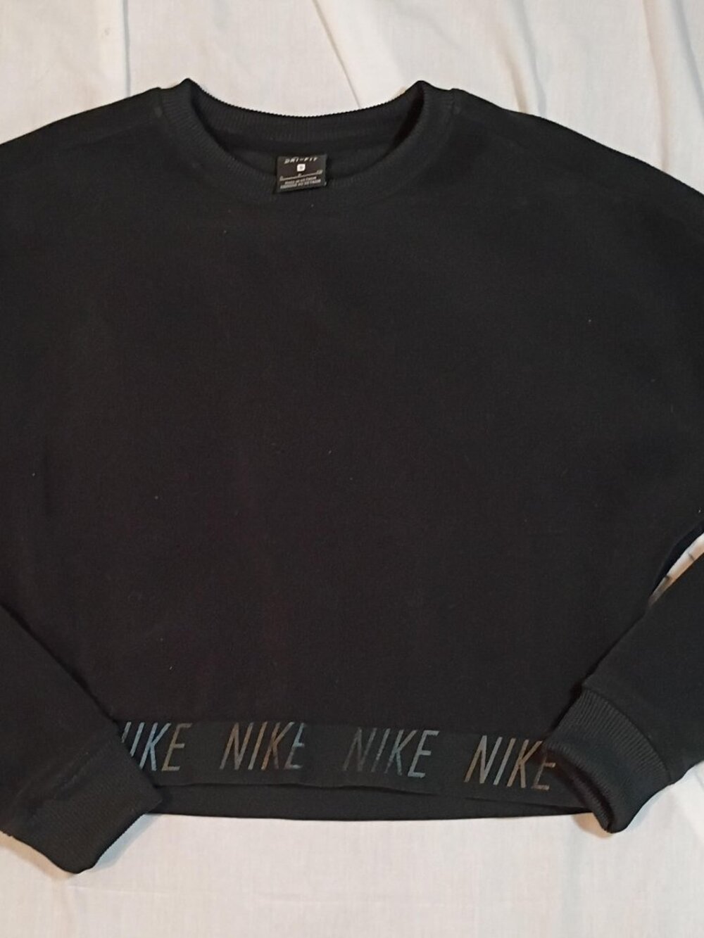 Nike/Crewneck Sweatshirt/Womens S/Black Dri-FIT Cropped Athleisure Logo Waistban - Picture 1 of 6